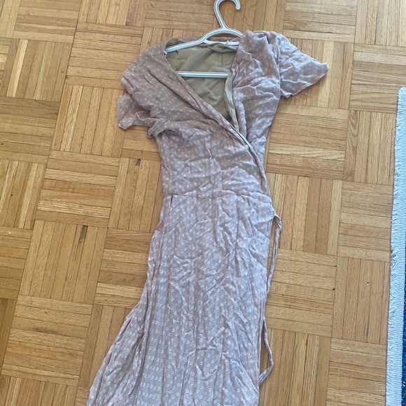 The Jetset Diaries tan maxi wrap dress - Picture 6 of 8